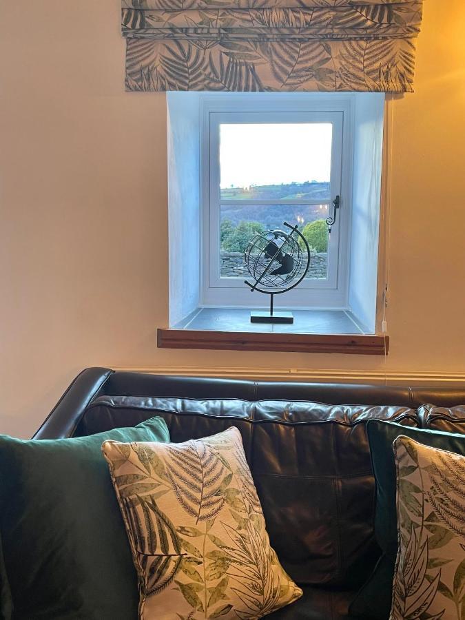 Cilhendre Holiday Cottages - The Dairy Swansea Bagian luar foto