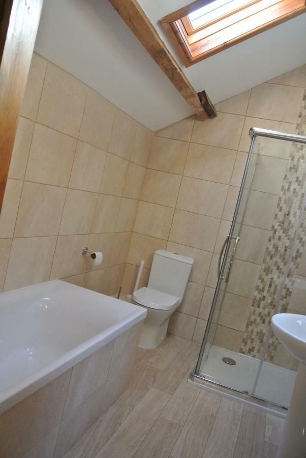 Cilhendre Holiday Cottages - The Dairy Swansea Bagian luar foto